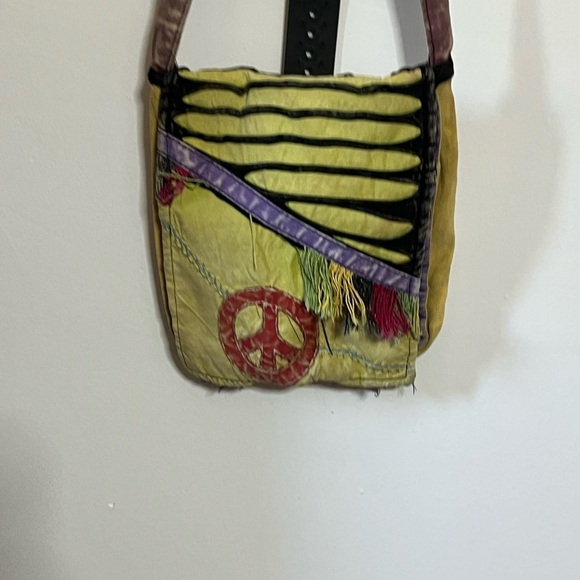 Made In Nepal Shoulder Bag - Picture 2 of 7